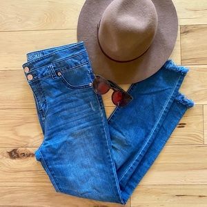 CHEROKEE SUPER SKINNY HIGH RISE JEANS